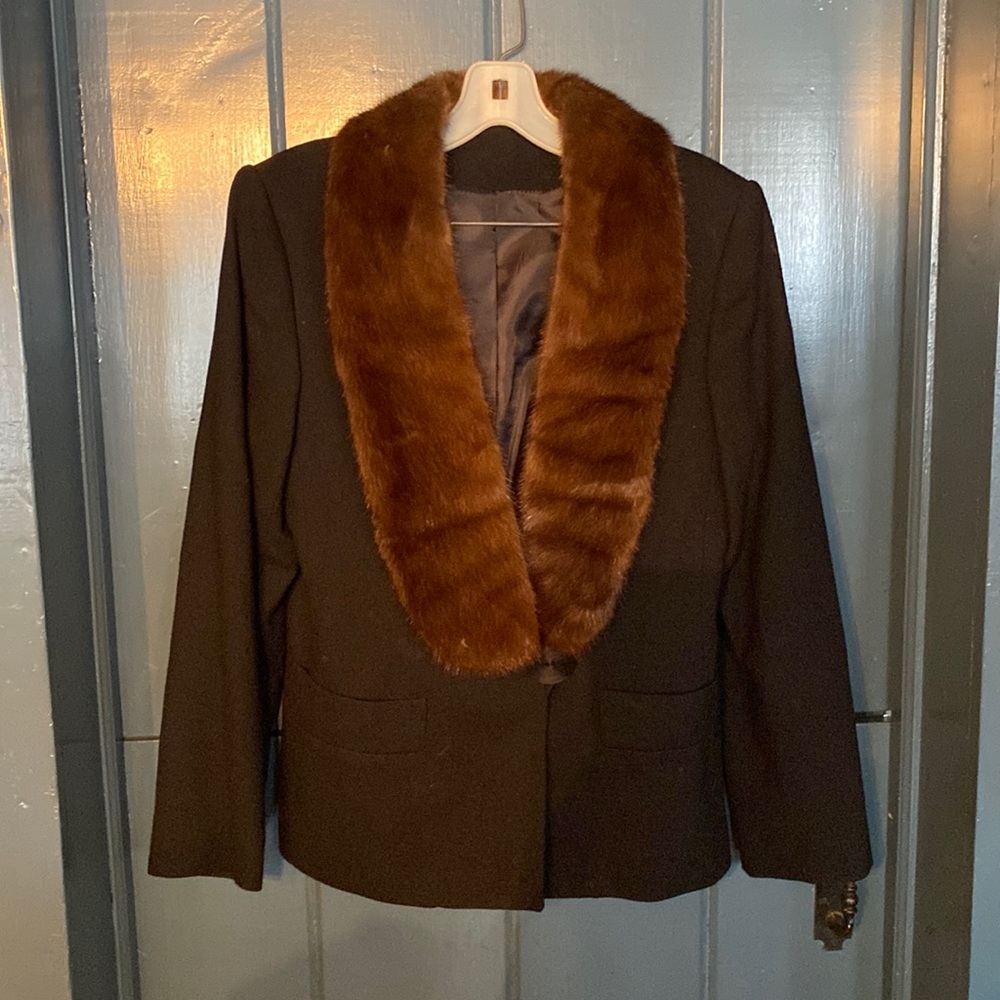 Vintage wool crepe suit with mink collar